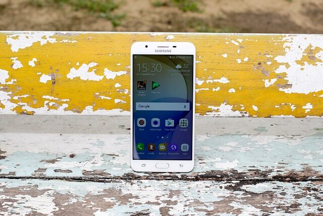 Celular Samsung bloqueado en Downloading Do not turn off target: soluciones efectivas